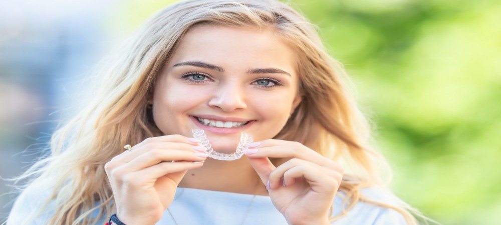 What is the Cost of Invisalign in Canada? - Art of Dentistry